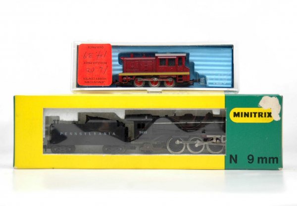 Minitrix N gauge Pennsylvania Railroad engine #5495: Minitrix N gauge Pennsylvania Railroad engine #5495 engine and tender, and Atlas N gauge Davenport Switcher #4069, both in original packaging