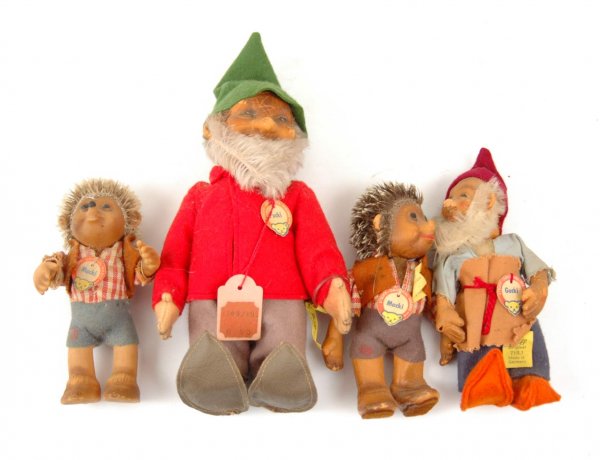 Four Steiff trolls, including 7" Pucki, 5" Gucki, : Four Steiff trolls, including 7" Pucki, 5" Gucki, two 4 1/2" Macki's, all with paper name tags