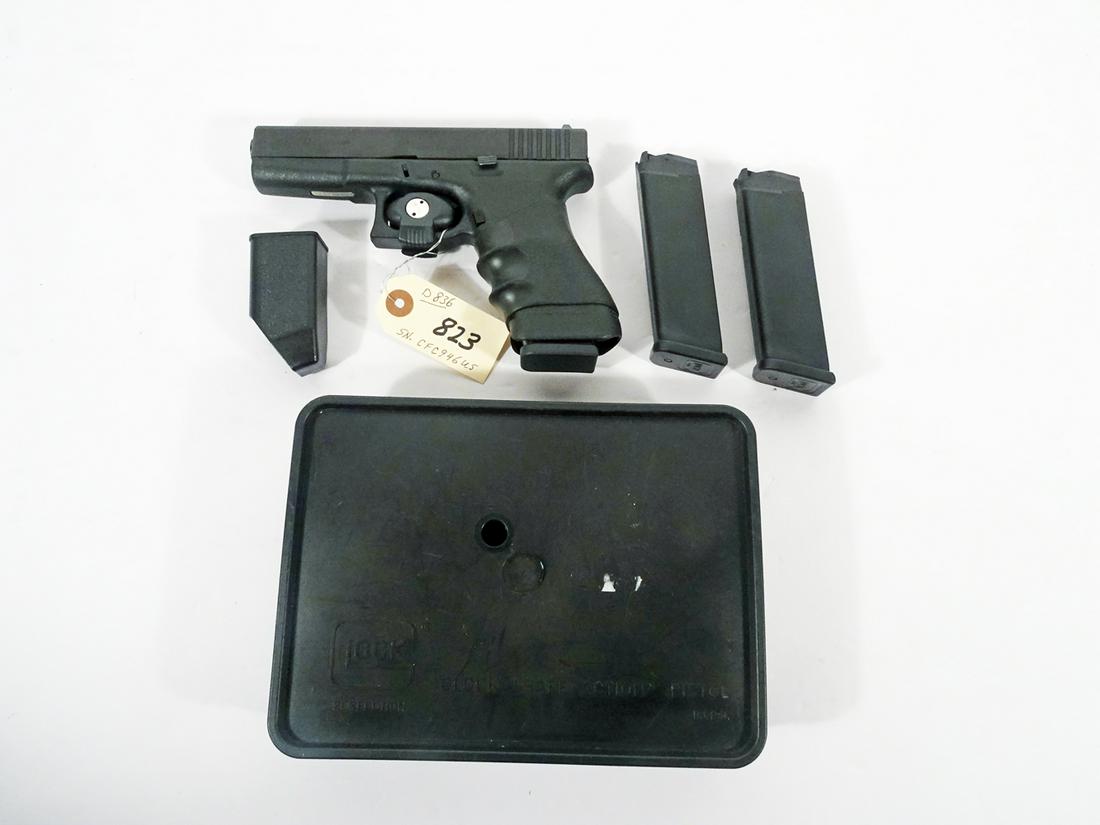 Glock Model 17 Pistol: Glock model 17 pistol with loading tool and hard side case, semi-automatic action, 9mm caliber, 10 shot, 3 magazine feed, serial number CFC946US, barrel length 4 1/4", overall length 7 3/4", C & R NO,