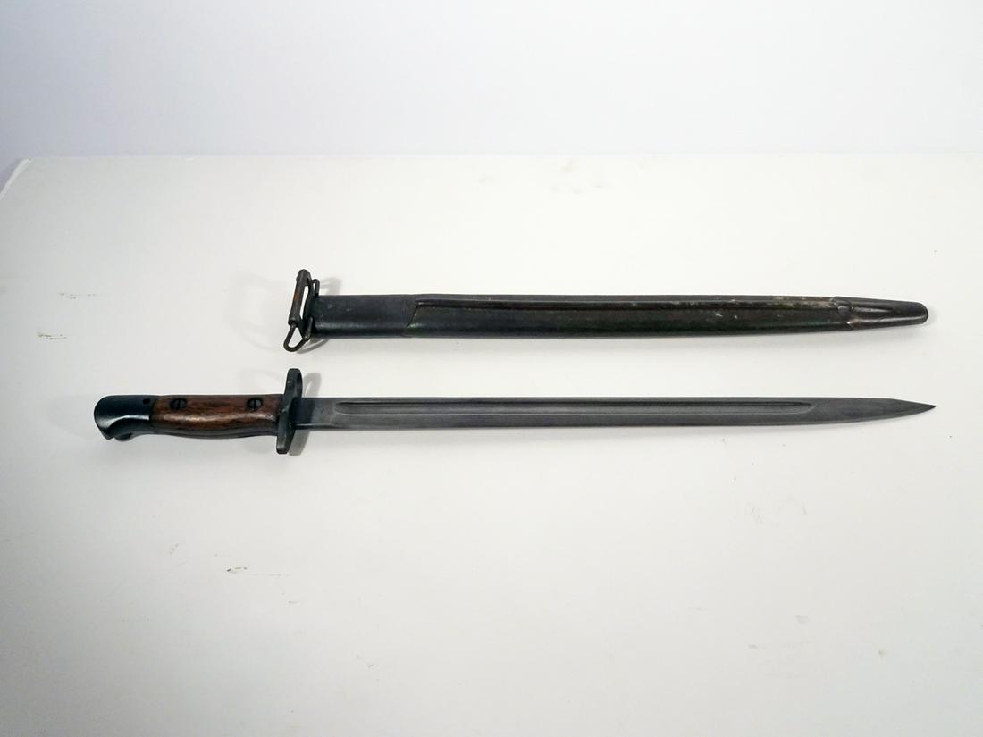 WW1 British R.A.F. Bayonet: WW1 British R.A.F. bayonet, 17" straight blade with fuller groove, ricasso is marked "Sanderson 1907 9 8" the obverse is marked "IVE with crown" hallmarks on reverse, wood handle, original leather and