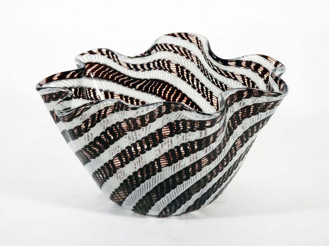 Venini Style Murano Glass Handkerchief Vase (1 of 2)