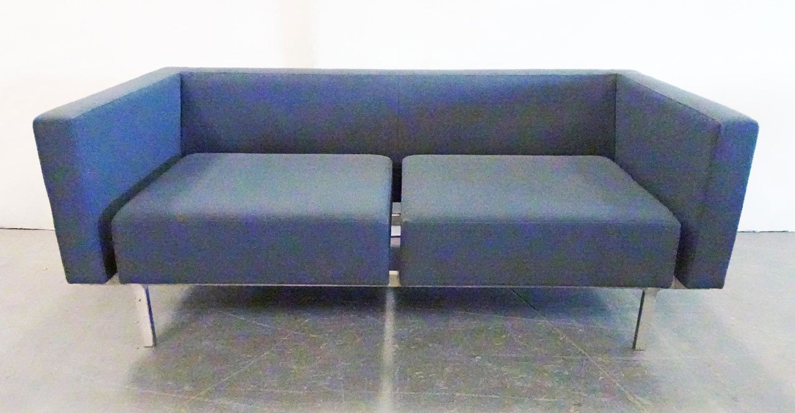 Keilhauer Industries Ltd. Sofa (1 of 4)