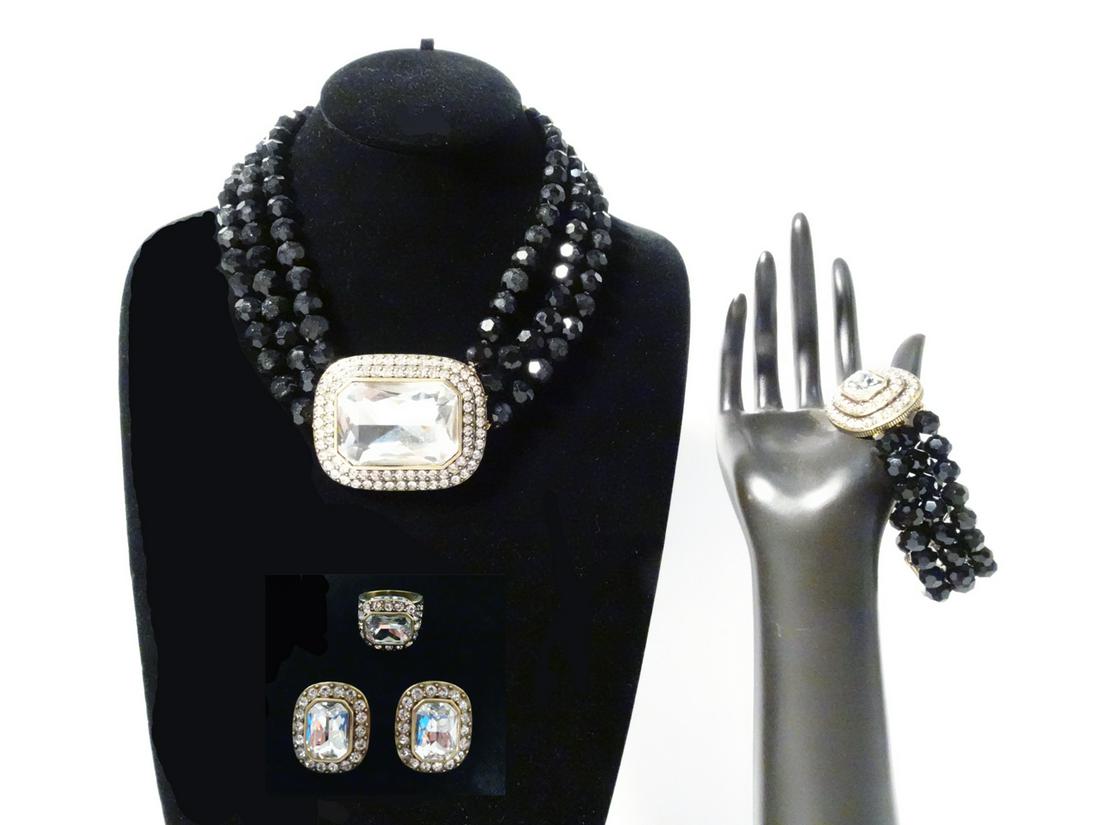 Heidi Daus parure (1 of 1)