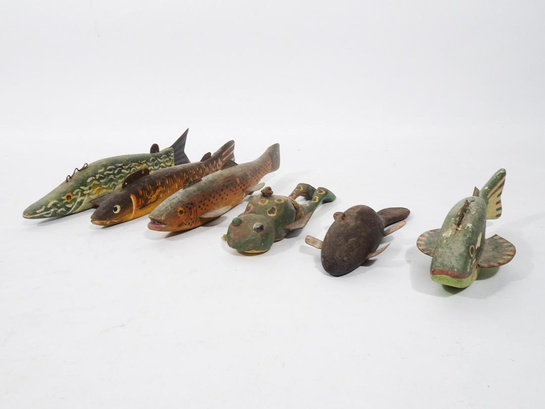 Six Piece Ice Fishing Decoys Grouping (1 of 2)