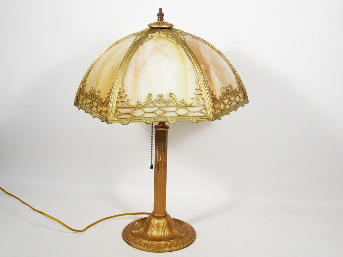 Miller Lamp Co. Slag Glass Table Lamp (1 of 4)