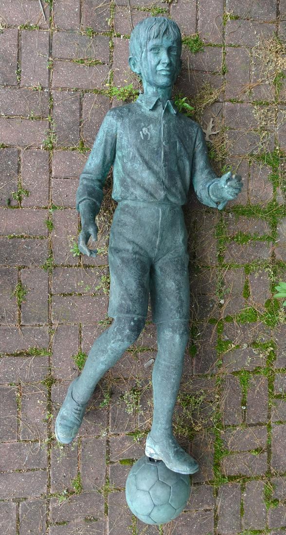 Bronze Figural Outdoor Garden Statue (1 of 1)