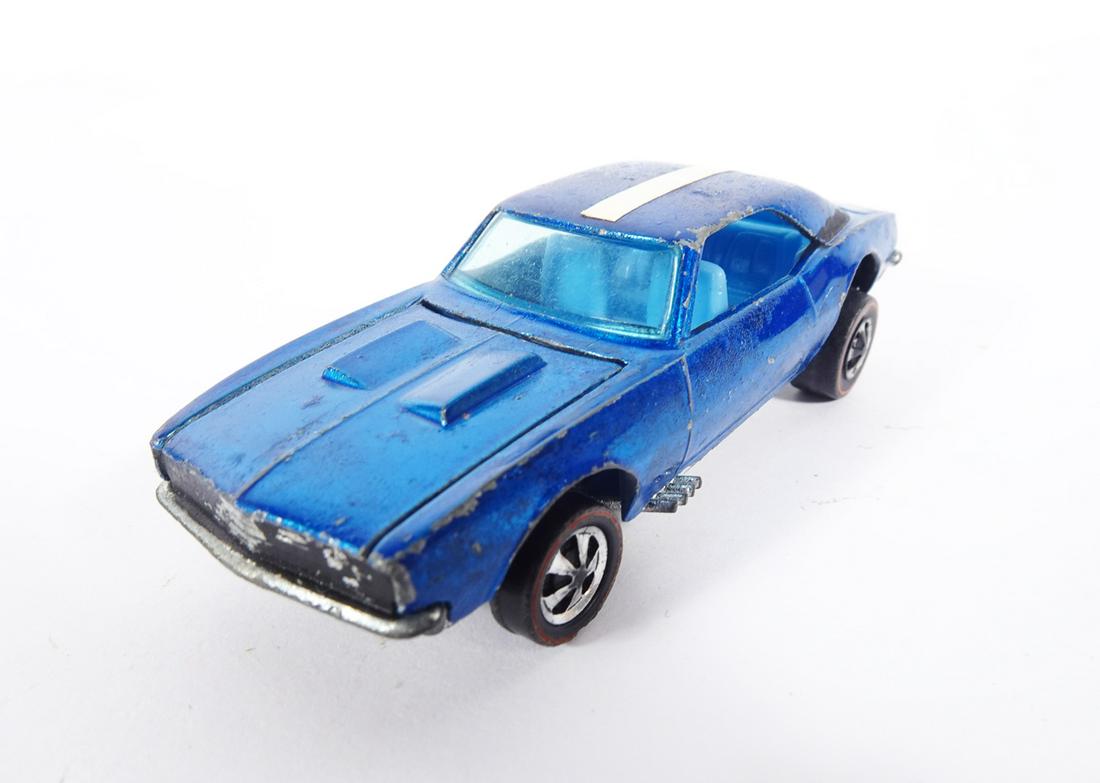 1967 blue Hot Wheels red line Custom Camaro (1 of 3)