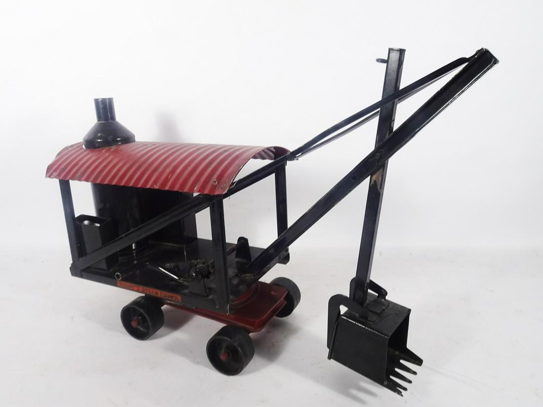 Late 1920's Buddy-L 21" steam shovel. (1 of 3)