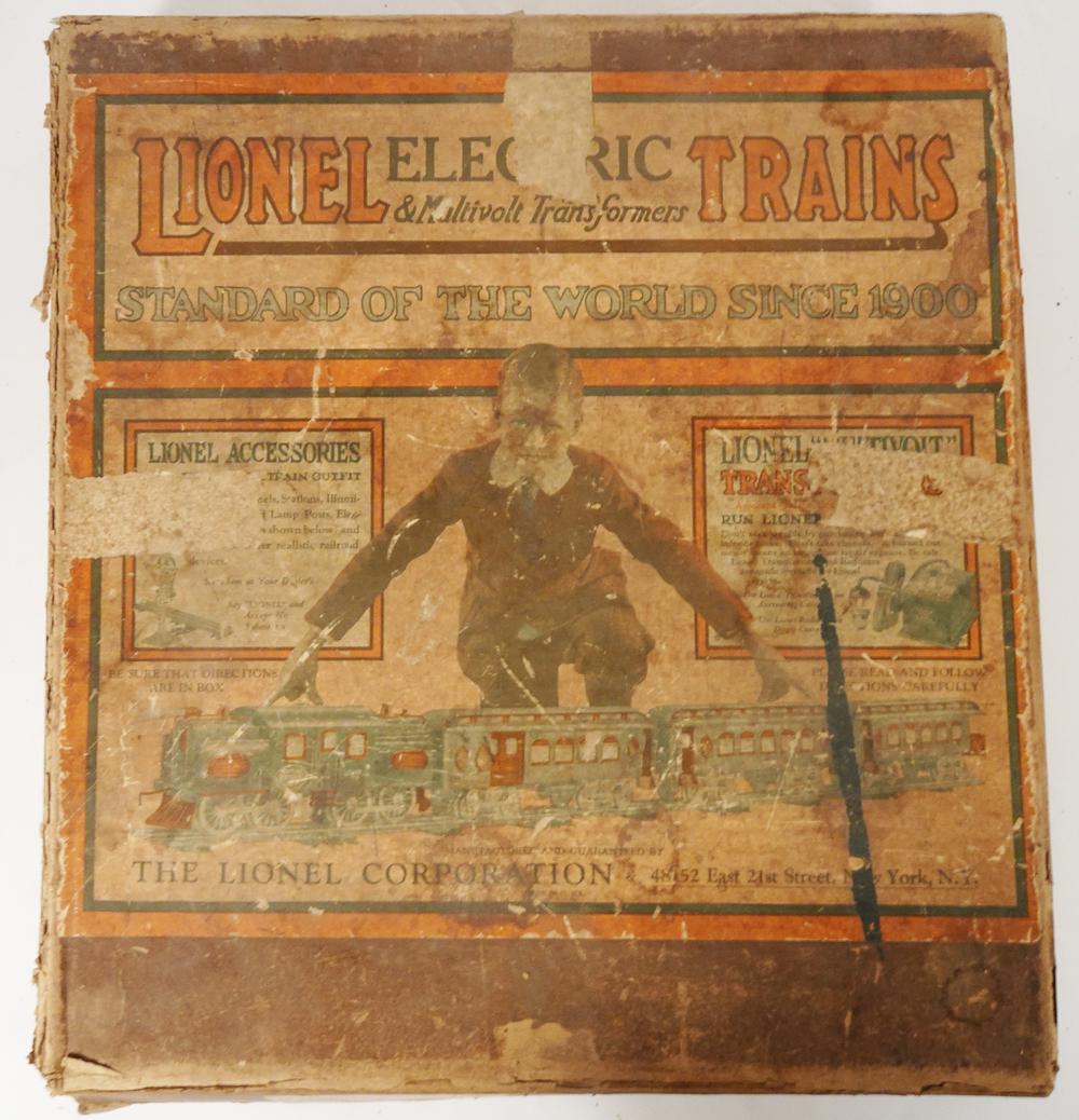 1920's Lionel  #347 standard gauge passenger set with set box and original boxes. (1 of 4)