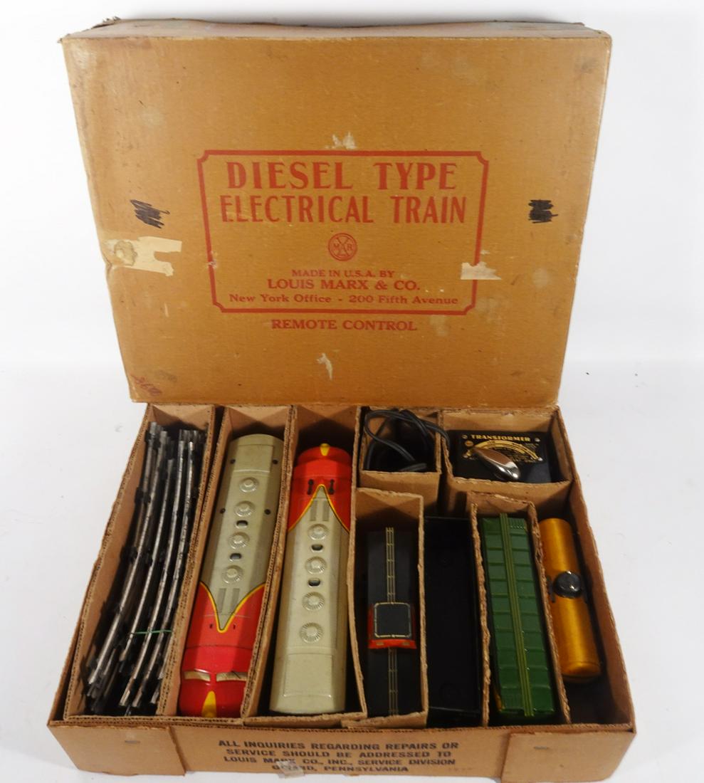 1950's Marx 6 unit Santa Fe O gauge freight set in original set box. (1 of 4)