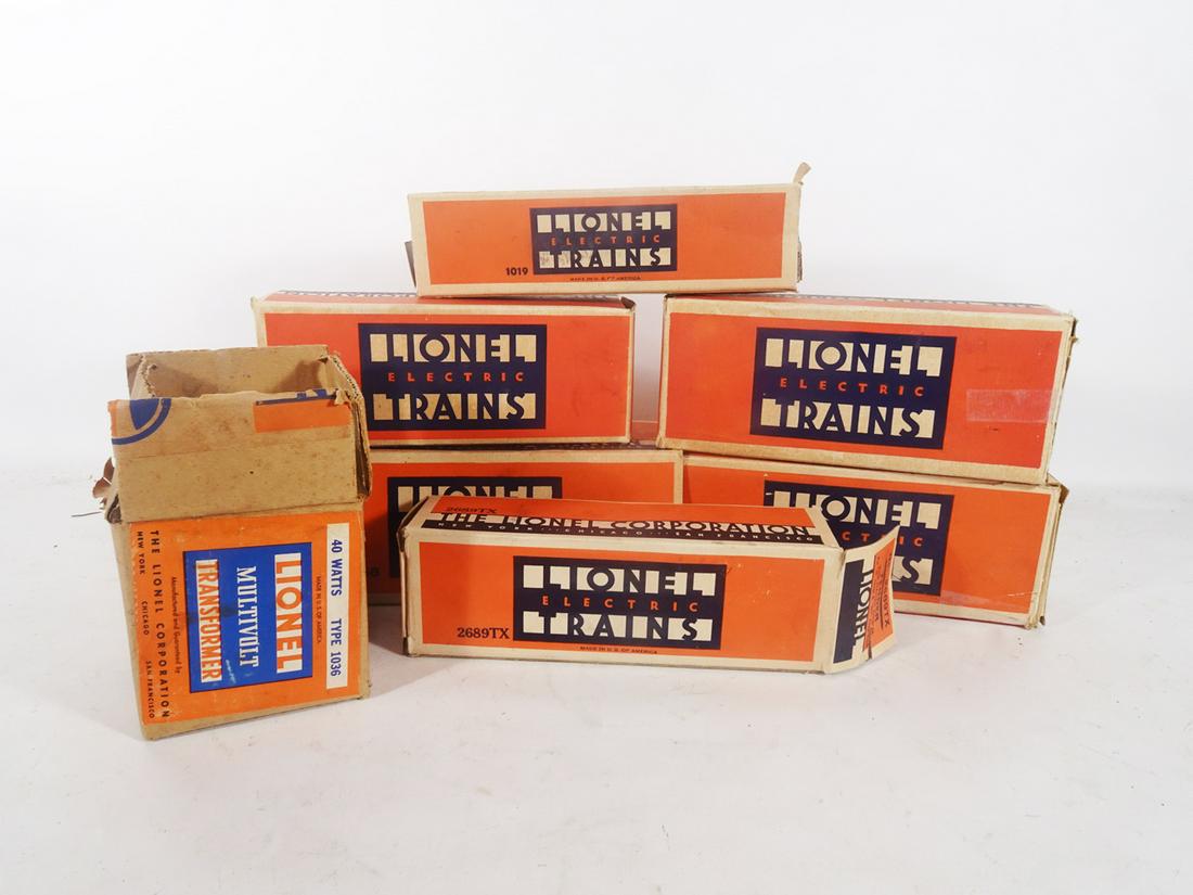 1930's Lionel O gauge freight set with bridge in original boxes. (1 of 4)