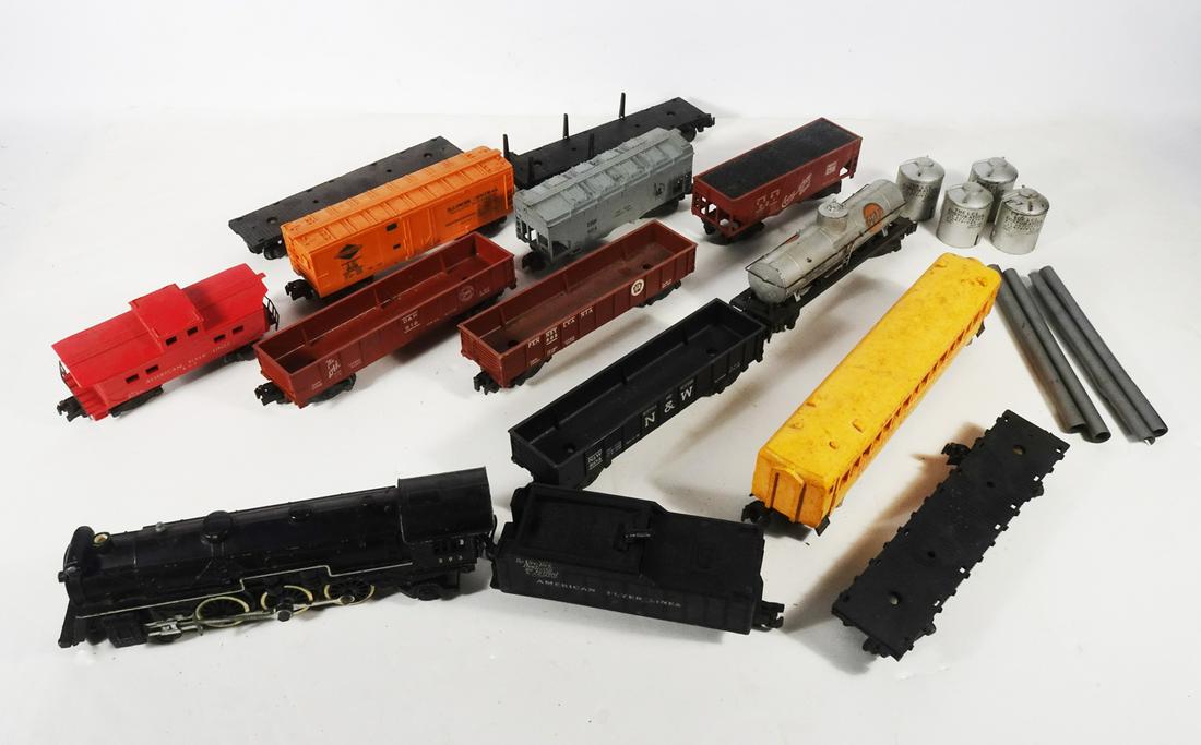 1950's American Flyer S gauge trains and accessories. (1 of 7)