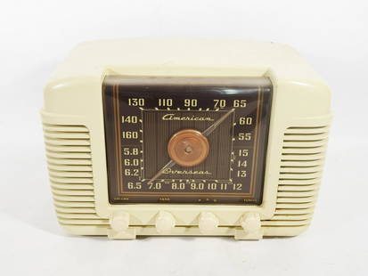 Crosley Model 66TW Tabletop Radio: Crosley Radio Corp. model 66 TW tabletop radio, circa 1945-1946, ivory plastic case, 6 tubes, broadcast and shortwave wave bands, 9 1/2" high x 14 1/4" x 7 1/4"