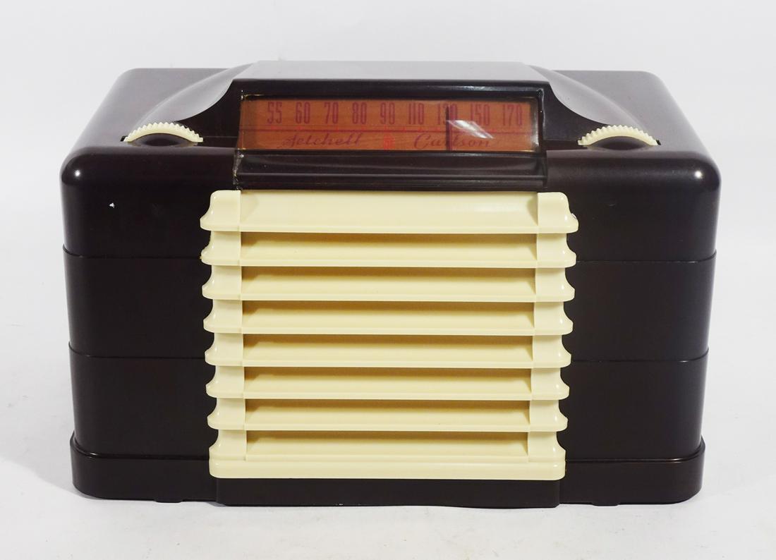 Setchell Carlson Model 427 Tabletop Radio (1 of 4)