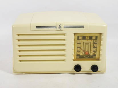 Emerson Big Six Model 414 Tabletop Radio: Emerson Radio and Phonograph Corp. Big Six model 414 tabletop radio, circa 1941-1942, ivory Plaskon case, 6 tubes, 6 AM tuned circuits, broadcast only wave band, 7 1/2" high x 12 3/4" x 6"