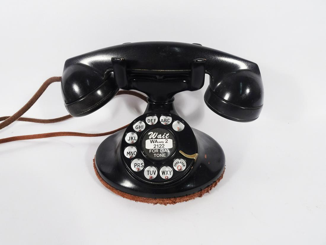 Western Electric Co. Tabletop Telephone (1 of 2)