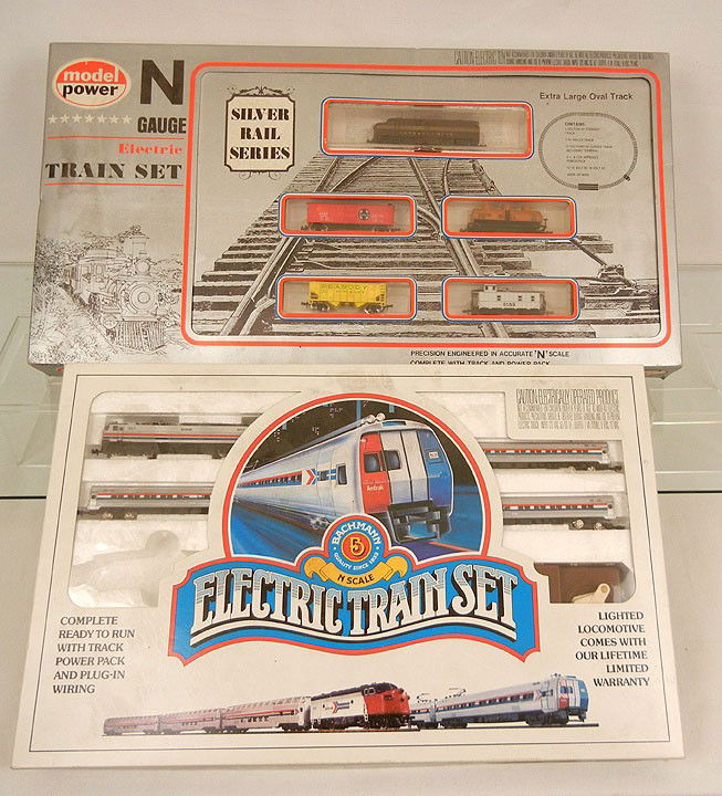 Two N gauge train sets - 1). Bachmann Amtrak Engin: Two N gauge train sets - 1). Bachmann Amtrak Engine 803, electric train set No 46709 in original box,and 2). Model Power Silver Rail series train set in original box