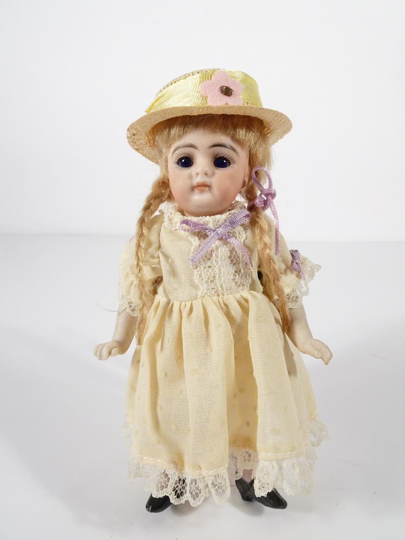 French bisque jointed doll (1 of 3)