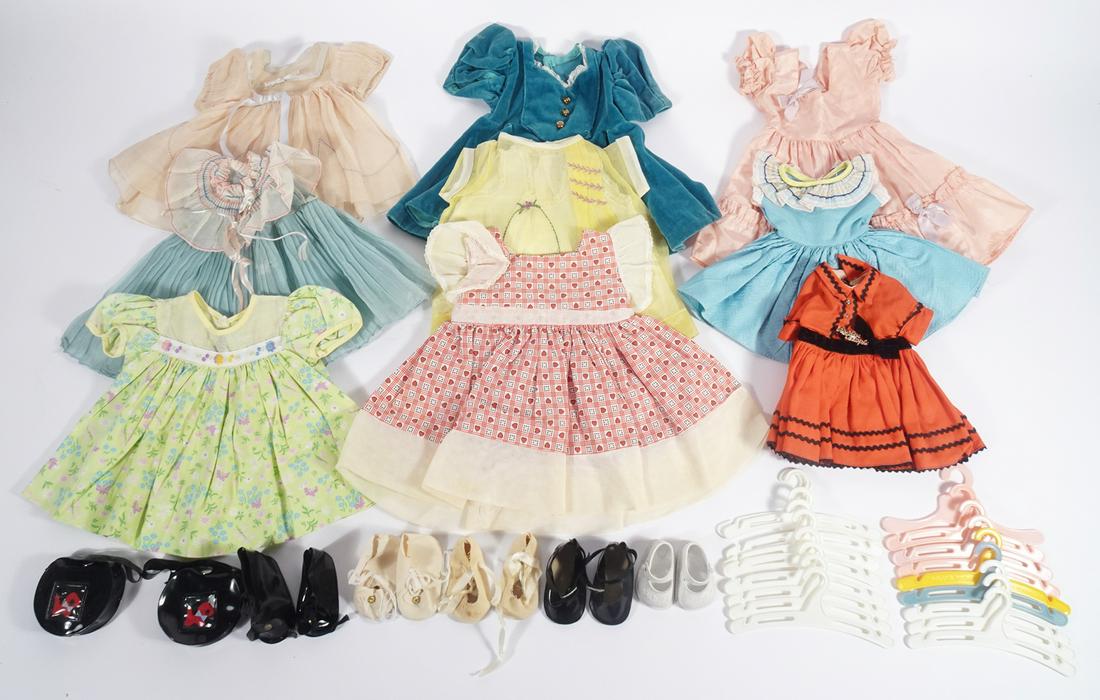 Vintage 1940-60's doll dresses (1 of 5)