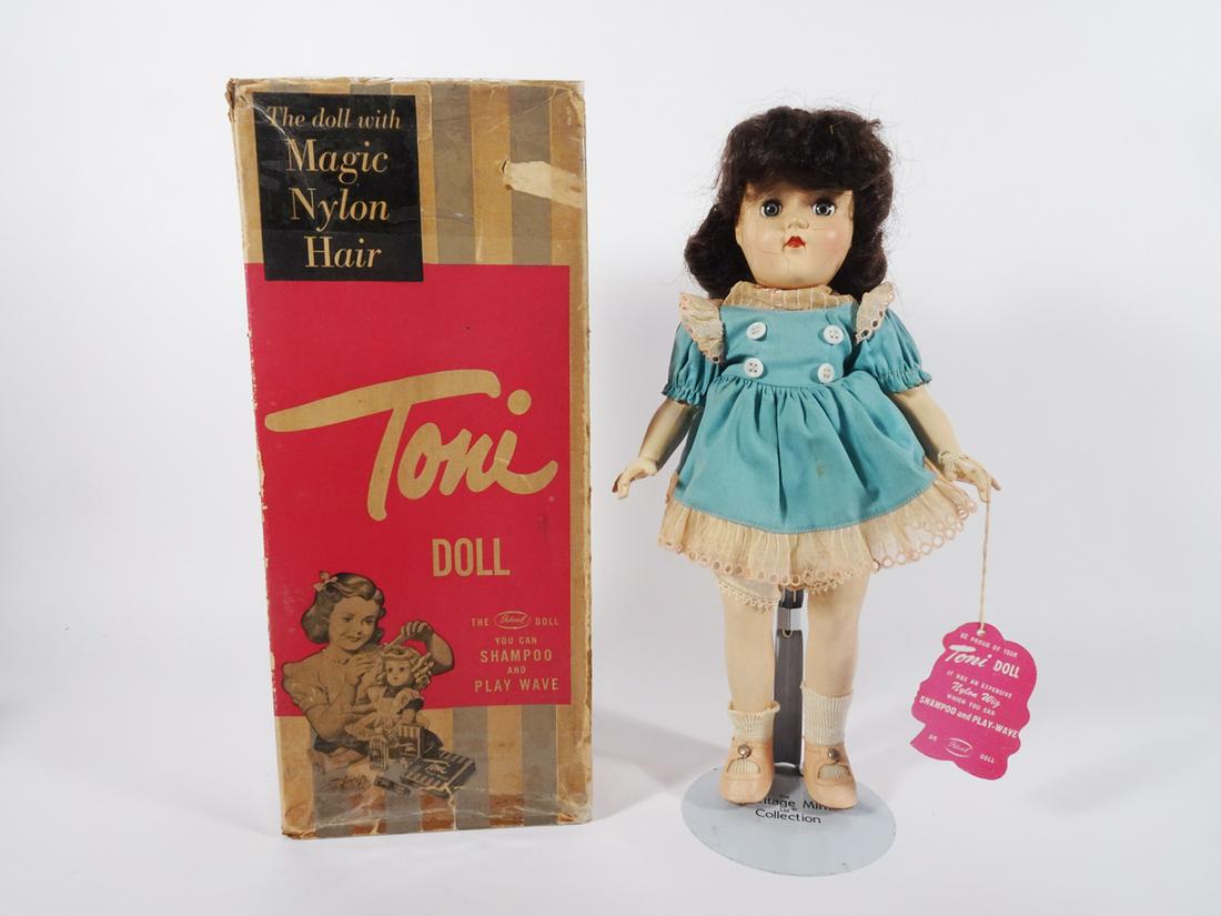 Ideal 1950's with original box Toni doll (1 of 5)