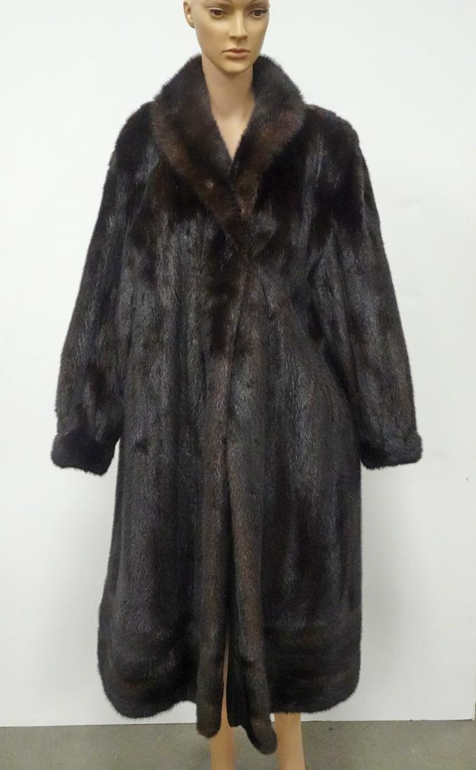 Lady's Ranch Mink Coat (1 of 2)