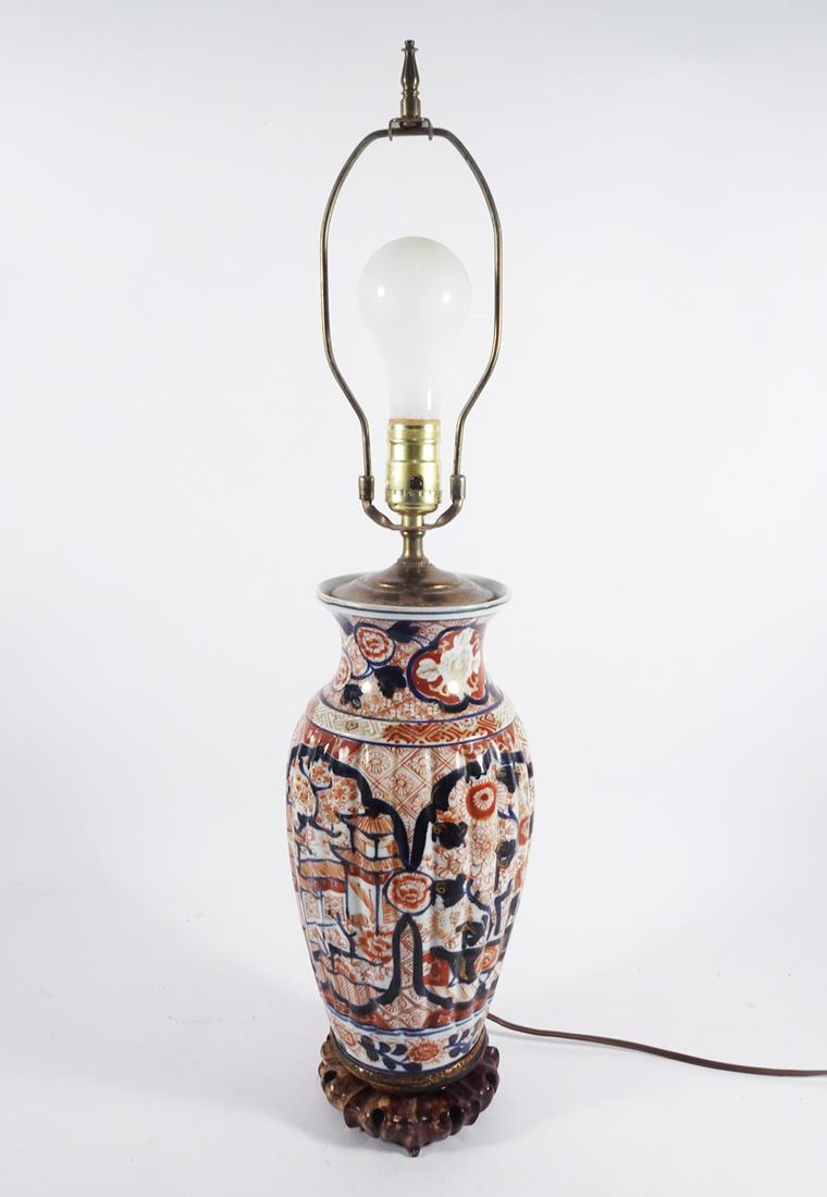 Japanese Imari Porcelain Table Lamp (1 of 2)