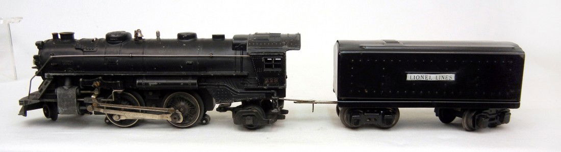 Lionel "O" gauge No. 229 steam locomotive with ten: Lionel "O" gauge No. 229 steam locomotive with tender