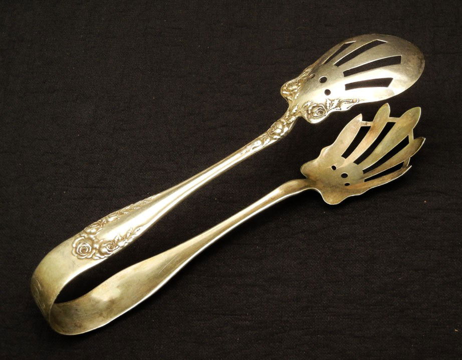 Wallace Silversmiths sterling silver salad tongs "R: Wallace Silversmiths sterling silver salad tongs "Rose", dated 1901, monogrammed, 7 1/2", 2.28 troy oz.