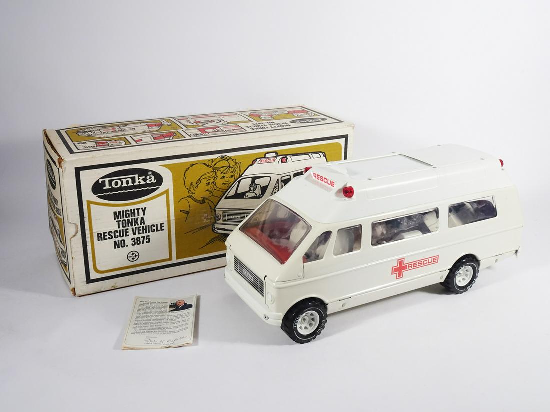 1970's Tonka Toys Mighty Tonka Rescue Vehicle (1 of 3)