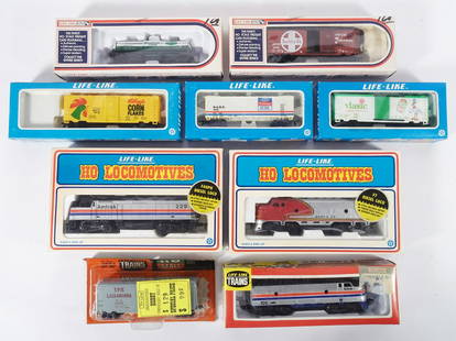 Sold at Auction: Life Like HO scale trains in boxes