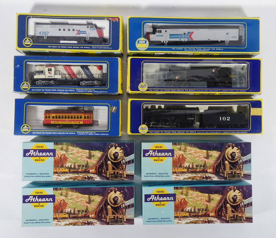 A.H.M/Athearn HO Scale Trains Grouping (1 of 4)