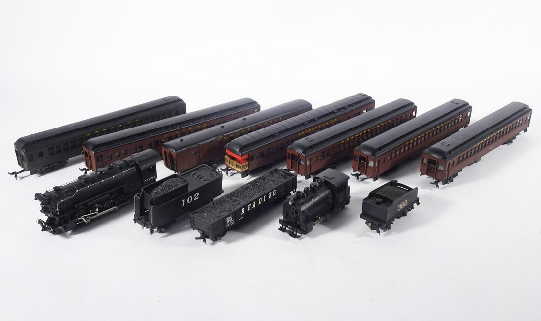 Rivarossi HO Scale Trains Grouping (1 of 6)