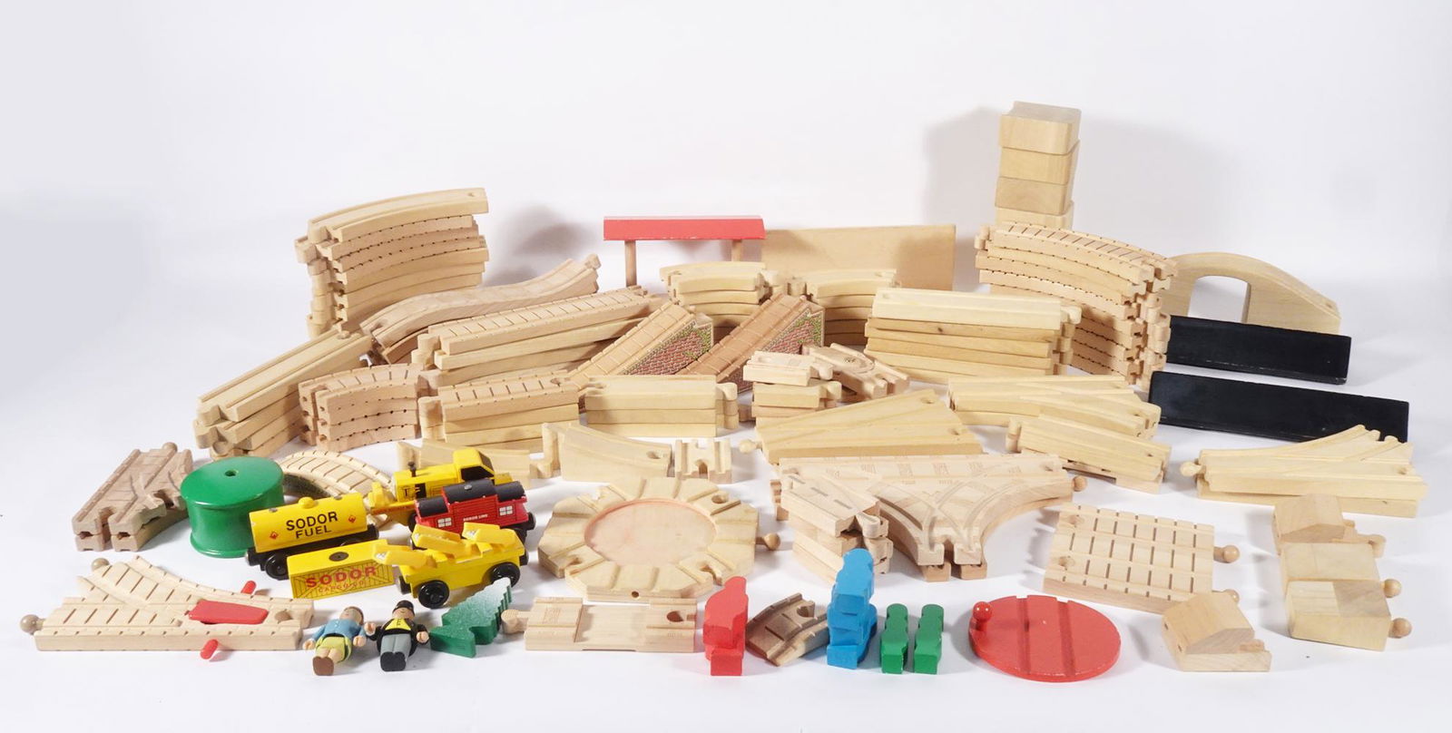 Thomas The Tank Wooden Train Set (1 of 2)