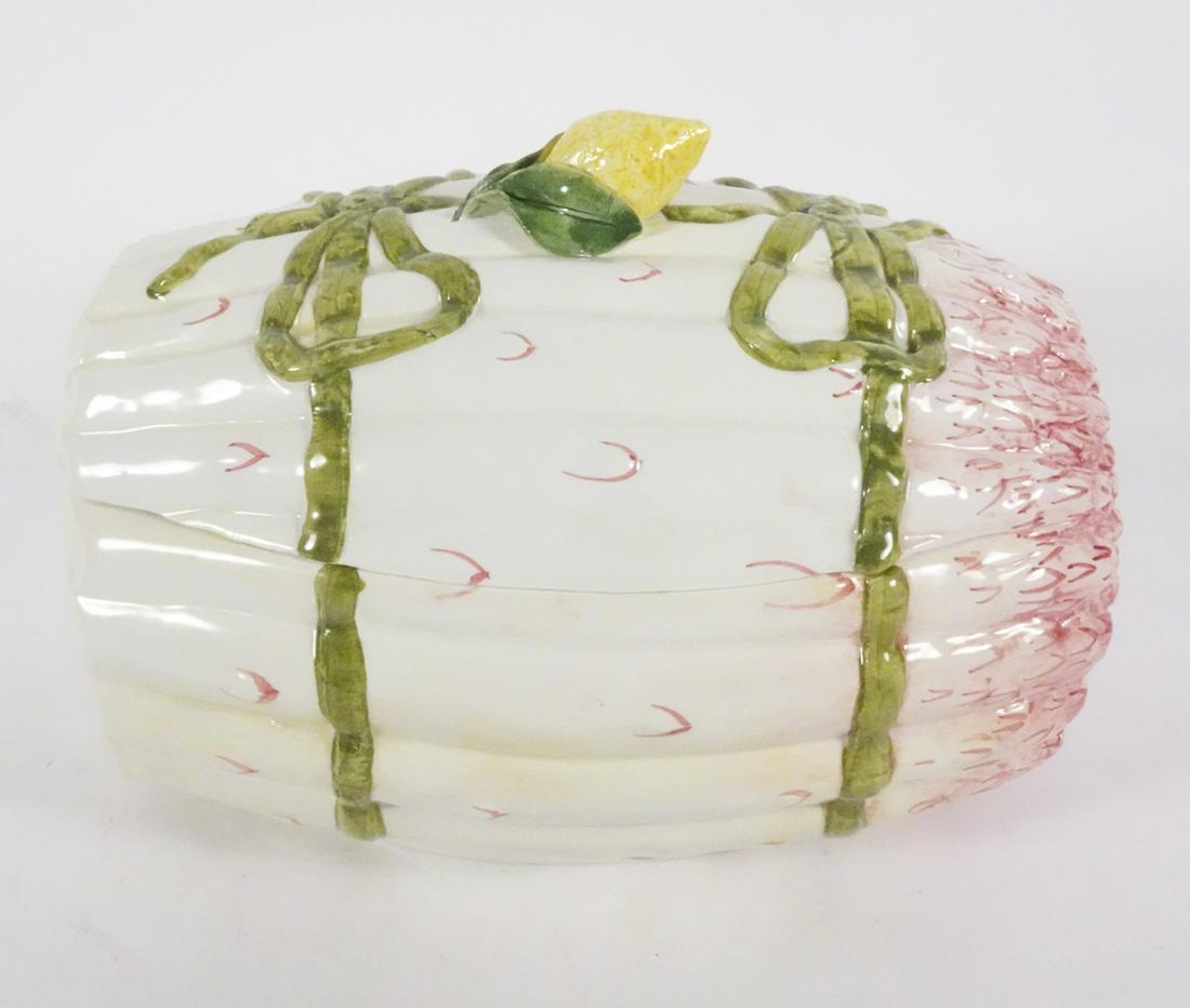 Italian Pottery Asparagus Tureen: Italian pottery Asparagus tureen, lid with lemon finial, unsigned, circa mid 20th c, 7 1/2" (h) x 9 1/2" x 6"