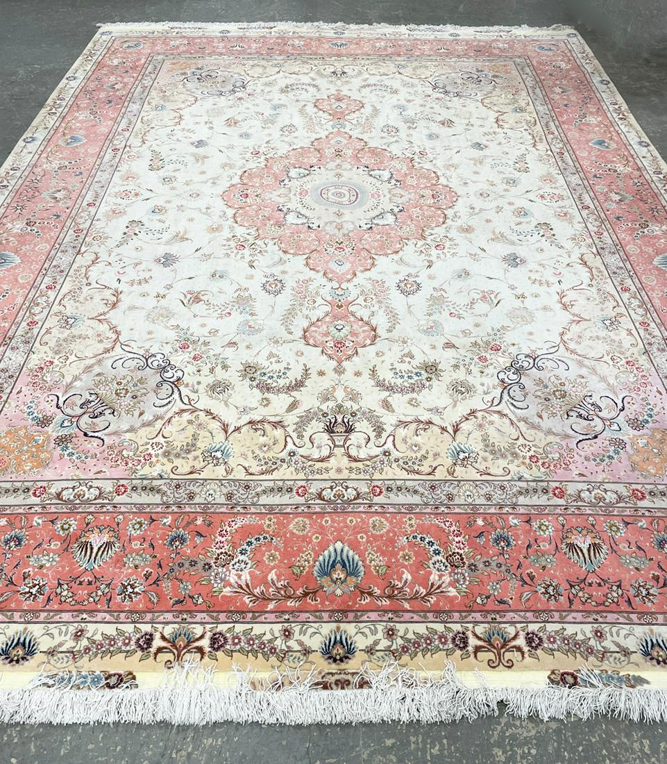 Hand-Tied Persian Kashan Carpet (1 of 3)