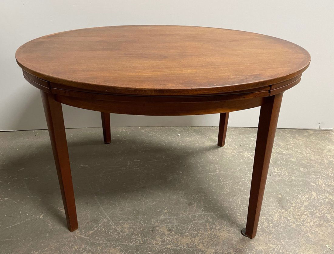 Lotus or Flip Flap Dining Table by Dyrlund (1 of 6)