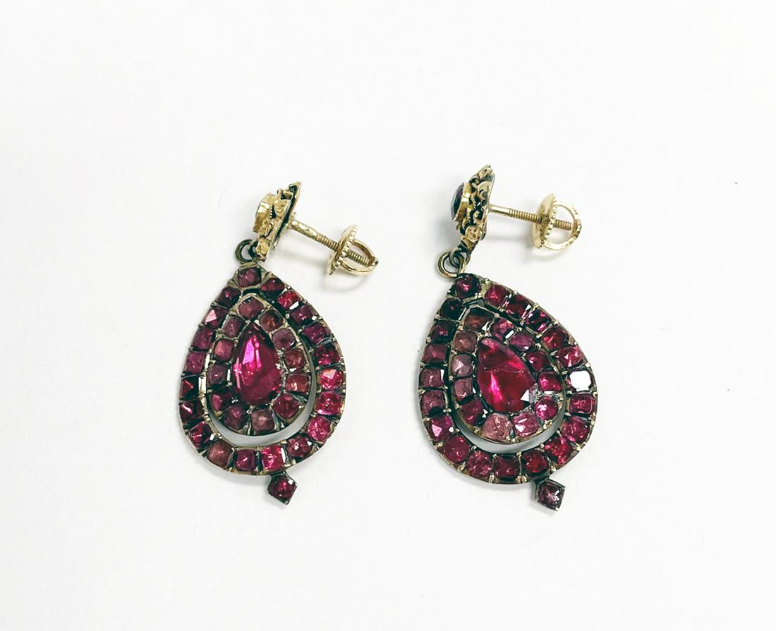 Teardrop Dangle Earrings with Pink Stones (1 of 2)