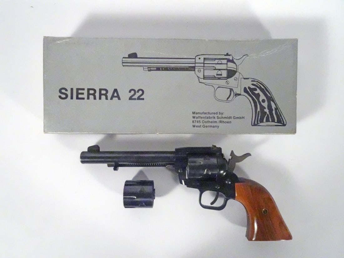 Sportarms of Florida Sierra Six revolver: Sportarms of Florida model Sierra Six double action revolver. 6 rounds cylinder fed. Supplied with 2 cylinders - 22 Long Rifle and 22 magnum. Serial number 750365. Incorrect box included. C&R - NO / I
