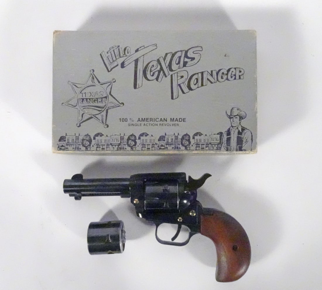 Firearms Import & Export Corp Little Ranger revolver: Firearms Import & Export Corp model Little Ranger single action revolver. 6 rounds cylinder fed. Supplied with 2 cylinders - 22 Long Rifle and 22 magnum. Serial number TX68427. 3 1/2" barrel, length o