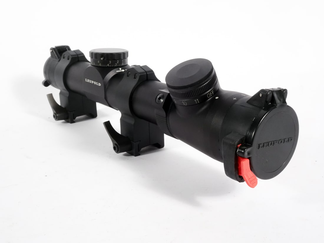 Leupold Mark 4 MR/T scope: Leupold Mark 4 MR/T scope. Serial number 56994. 1.5 - 5X22mm. 1/2 MOA adjustments. Matted finish. Includes original box and literature. 14" length X 3 1/2"width X 3" height.