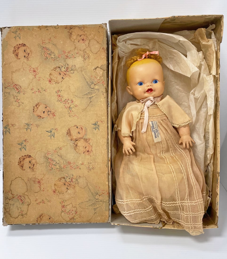 Ideal 1950's Dick Tracy's Bonnie Braids character doll (1 of 3)