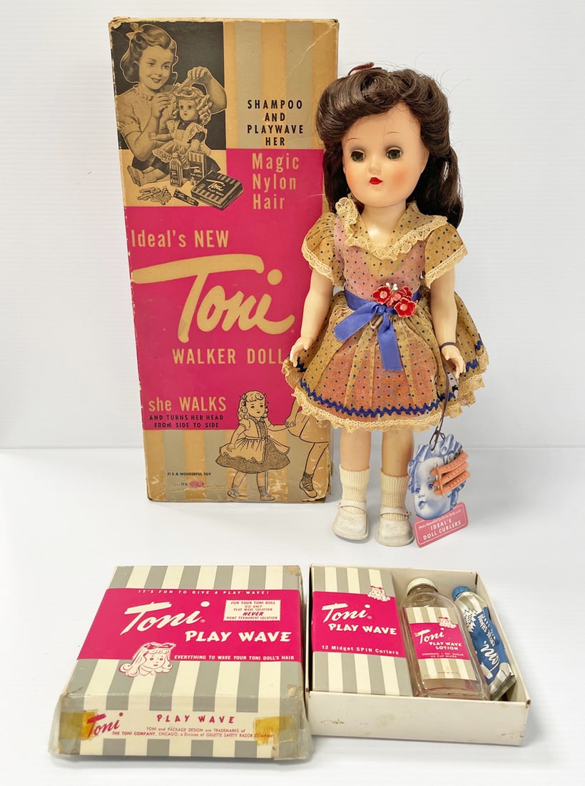 1950's Ideal Toni Doll with original box and play wave kit (1 of 3)