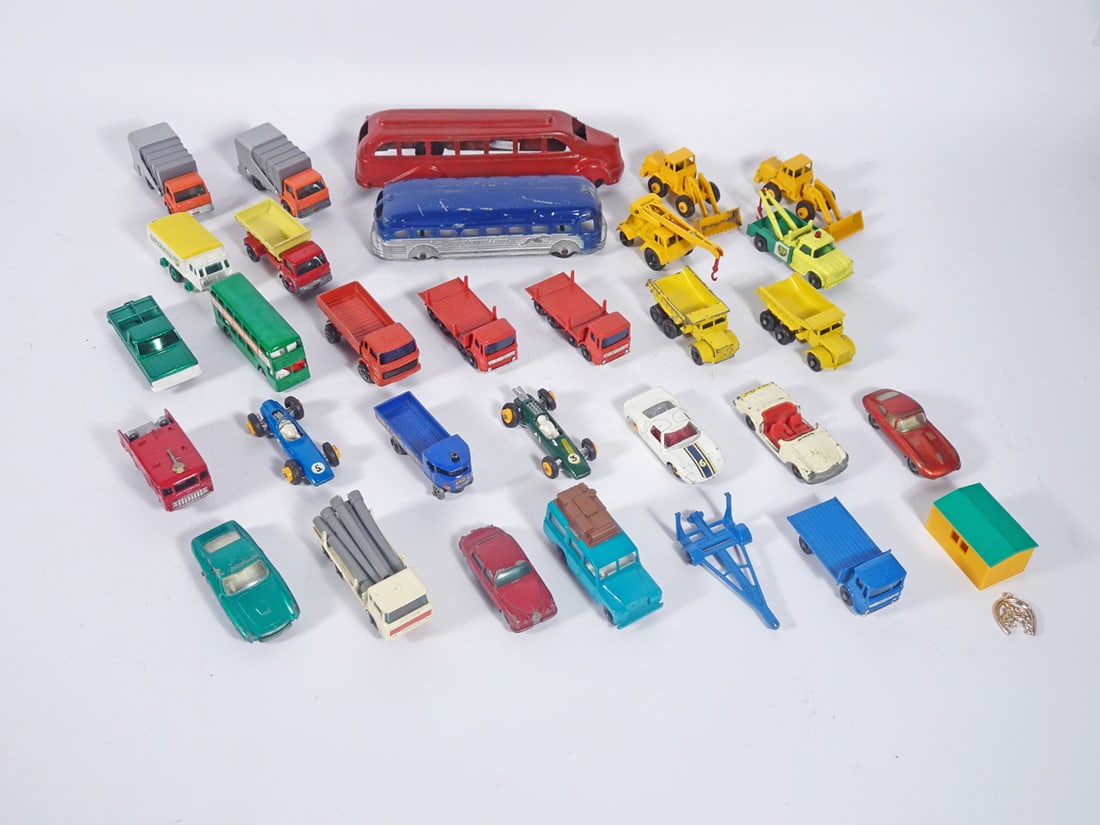 Matchbox Diecast Vehicles (1 of 5)