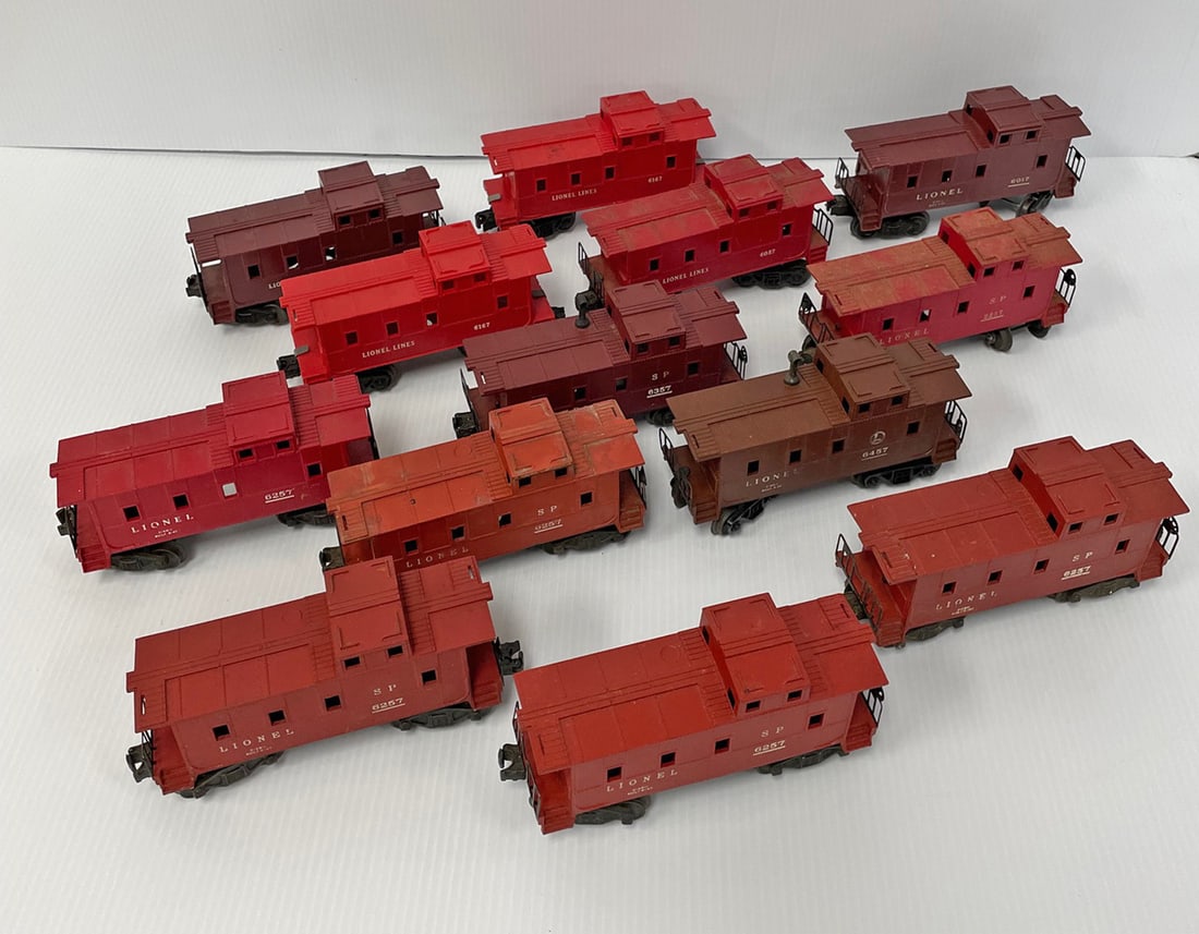 Postwar Lionel SP Type Caboose Grouping (1 of 1)