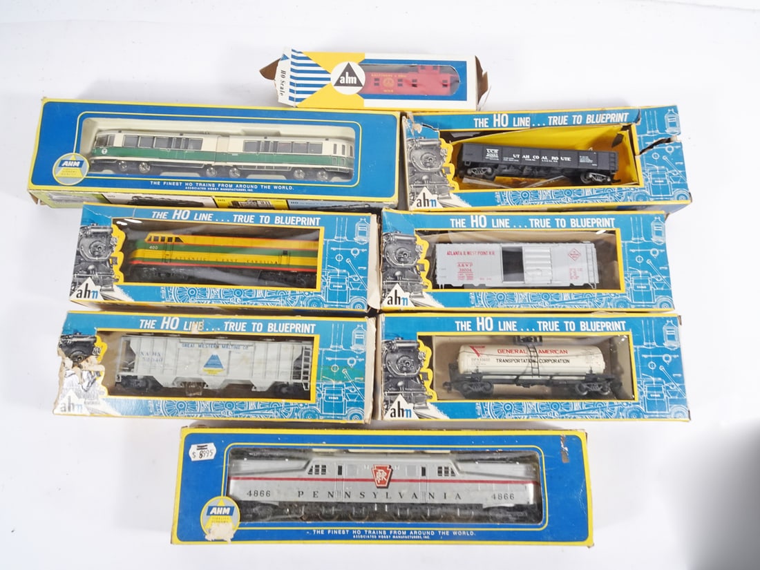 AHM HO Scale Trains Grouping (1 of 1)