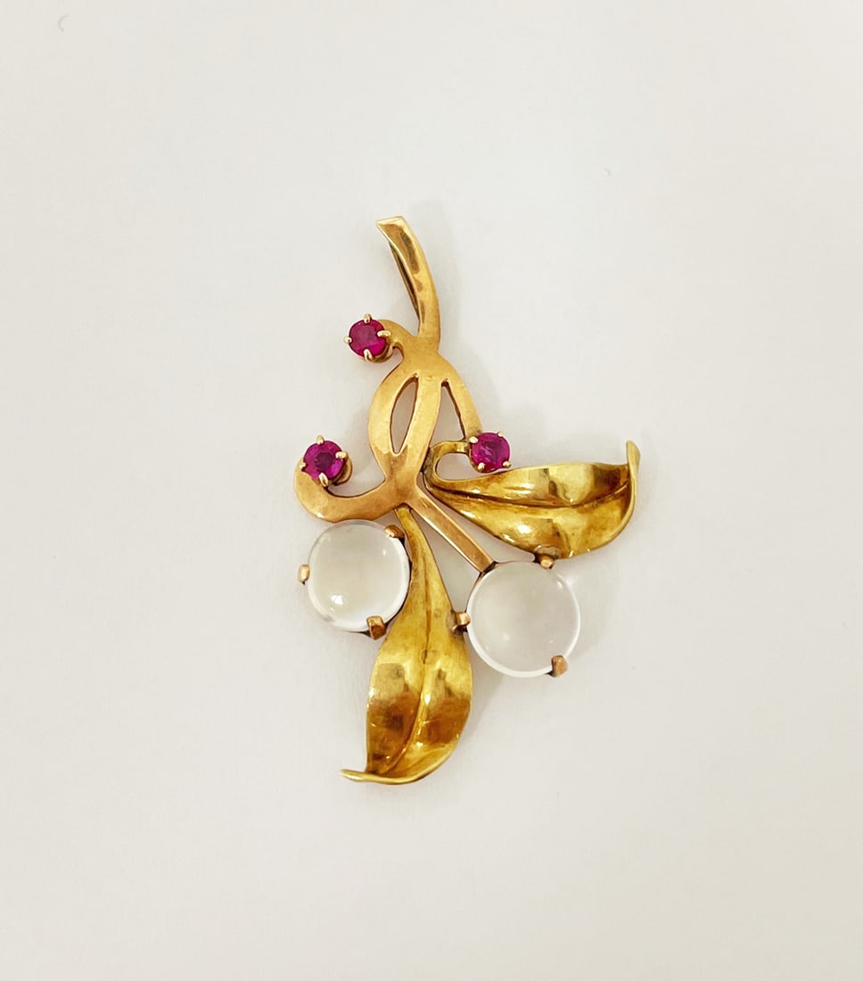 Moonstone Ruby Retro Pendant (1 of 2)