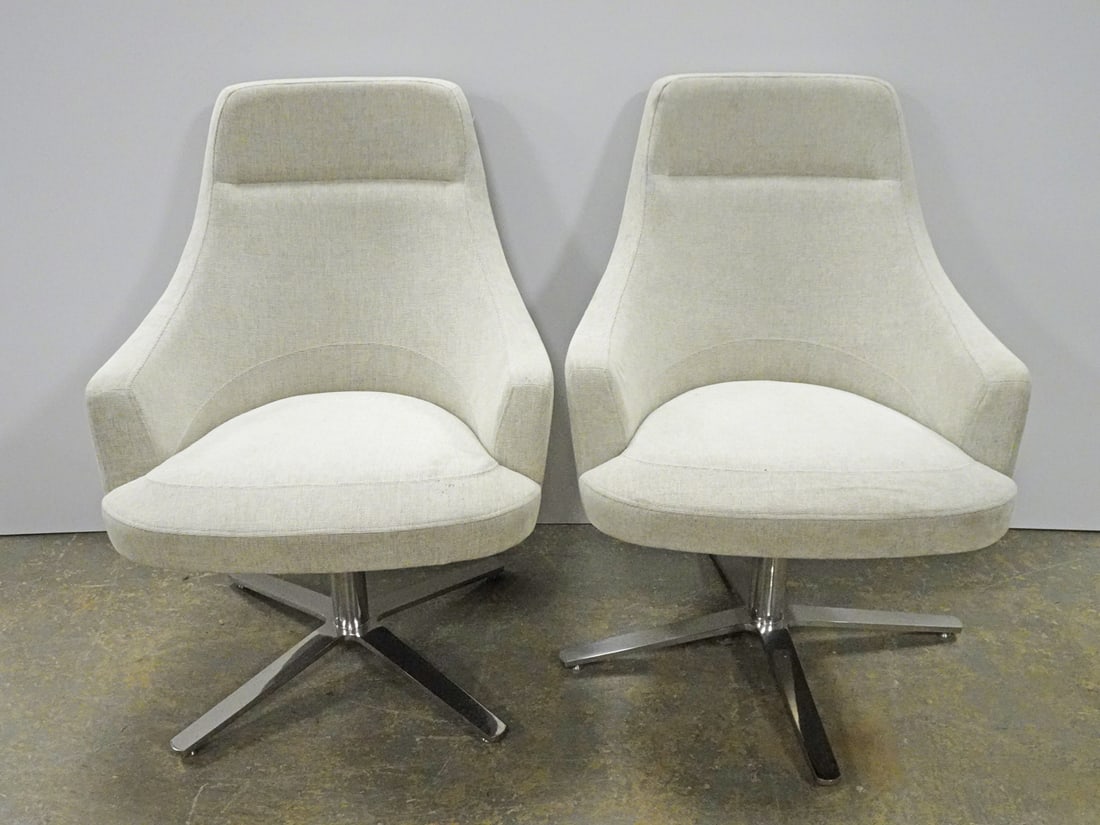 Pair of Cumberland Furniture Co. Lounge Chairs (1 of 2)