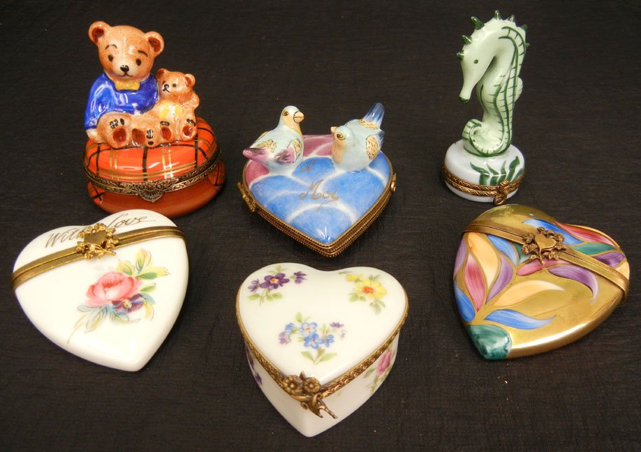 Six Limoges porcelain pill boxes including seahorse: Six Limoges porcelain pill boxes including seahorse, two bears, and four heart shaped boxes, one with two birds, all six marked Limoges, 2 7/8" and smaller