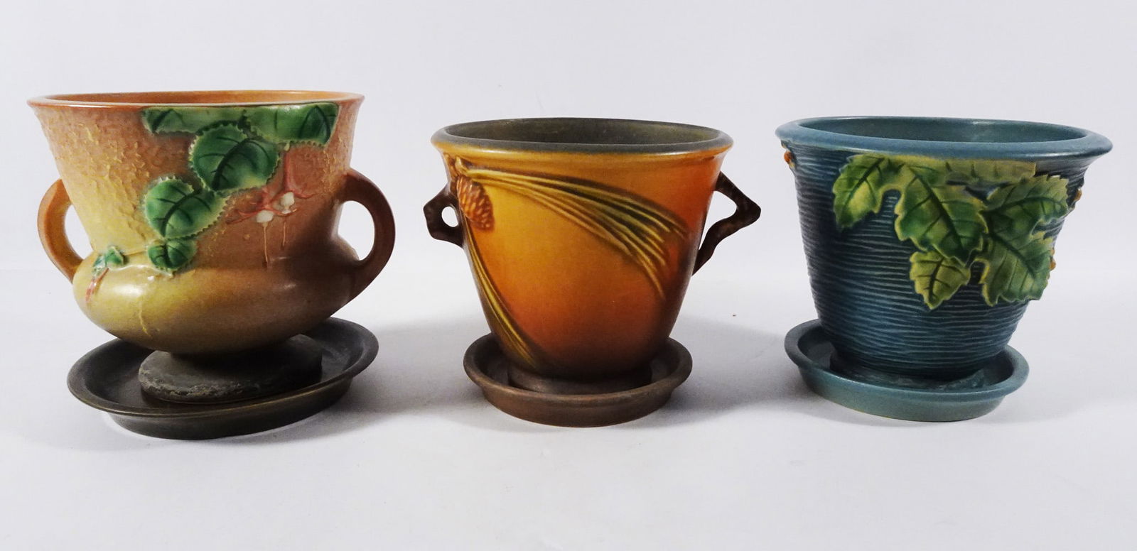 Roseville Pottery Flower Pots Grouping (1 of 3)