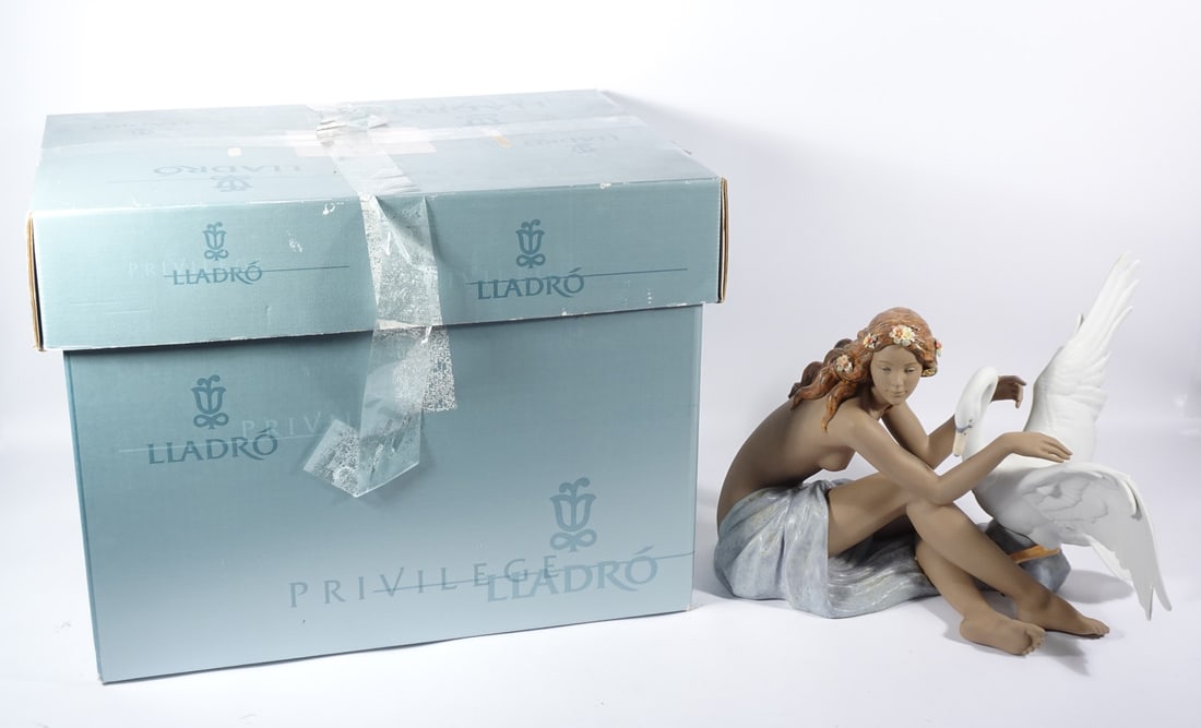 Lladro Porcelain Leda and The Swan Figurine (1 of 4)